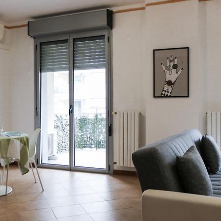 Ferienwohnung Urban Balcony Hideaway - 3 People Mailand Exterior foto